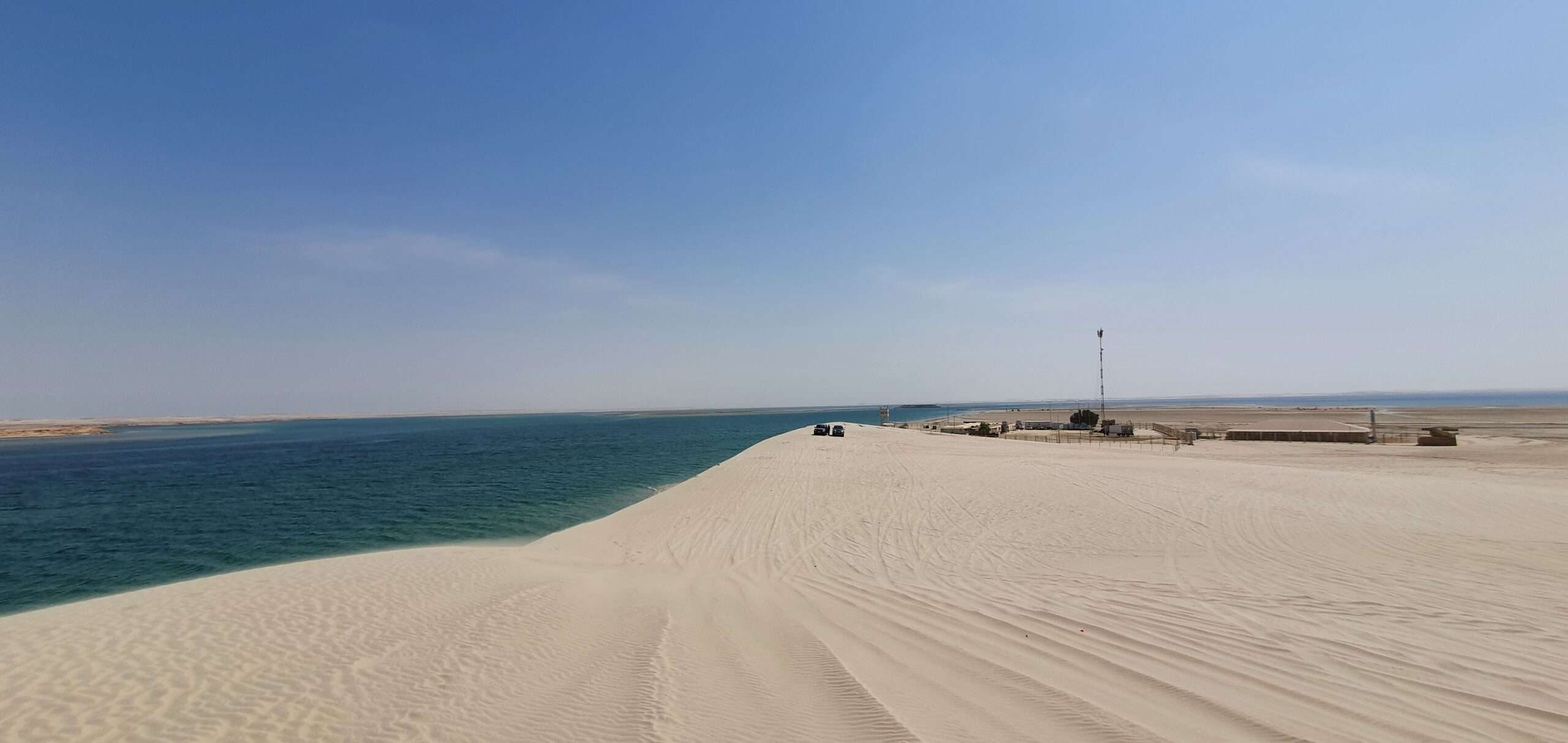 Explore the best beaches in Qatar: Khor Al Adaid