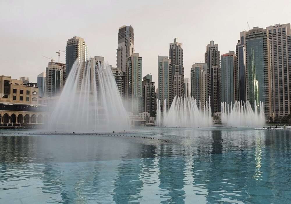 Explore the best things to do in Dubai: The Dubai Fountain