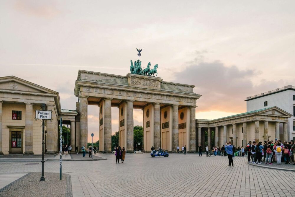 Explore the best things to do in Berlin: Tour the city on foot