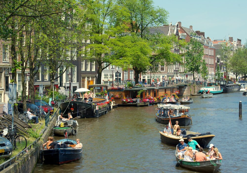 Explore the best things to do in Amsterdam: Have a wonder at jordaan Amsterdam