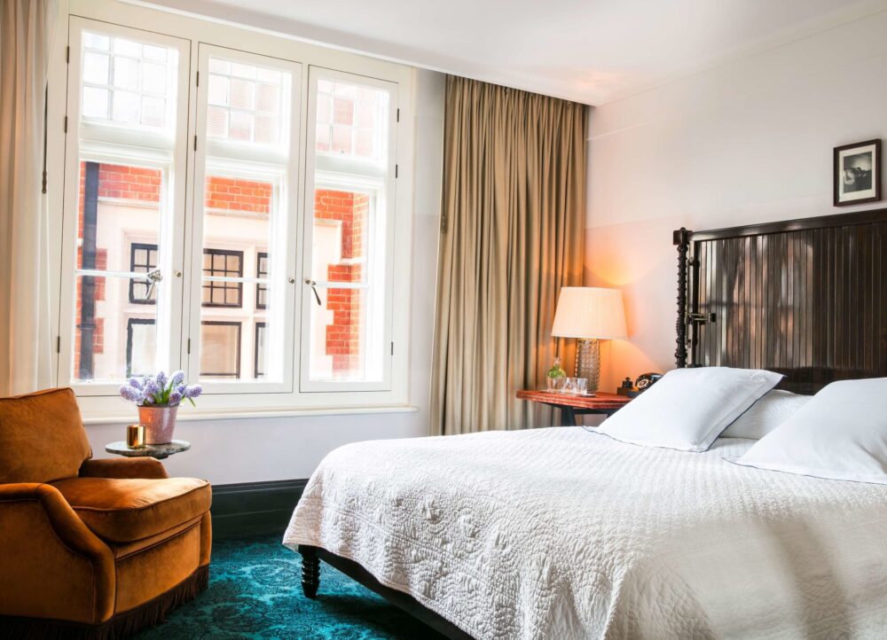 Explore the best hotels in London: Chiltern Firehouse