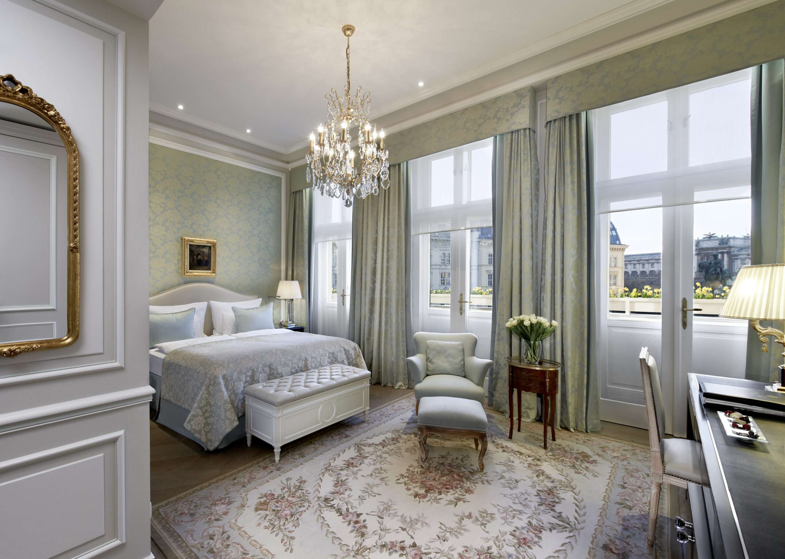 Explore the best hotels in Vienna: Hotel Sacher Wien