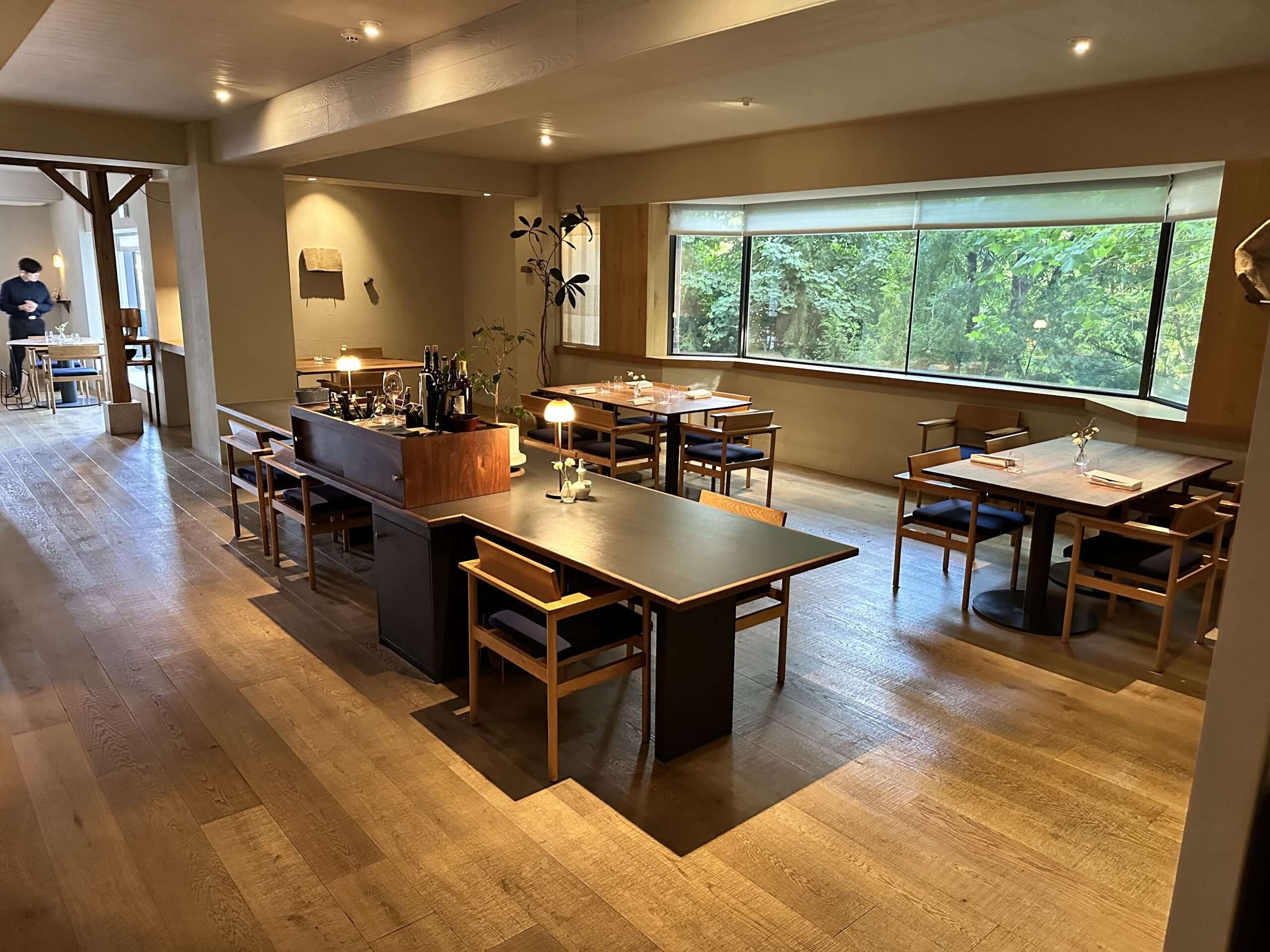 Explore the best restaurants in Seoul: Mingles restaurant