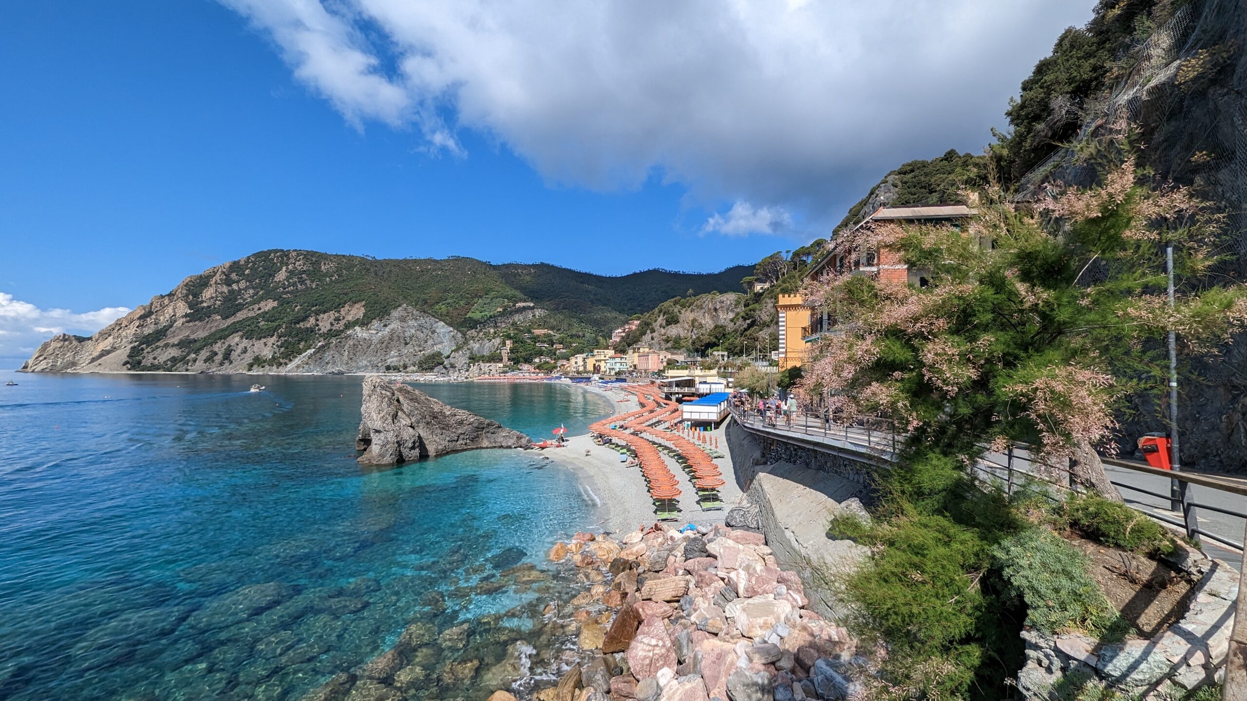 Explore the best beaches near Milan: Monterosso al Mare