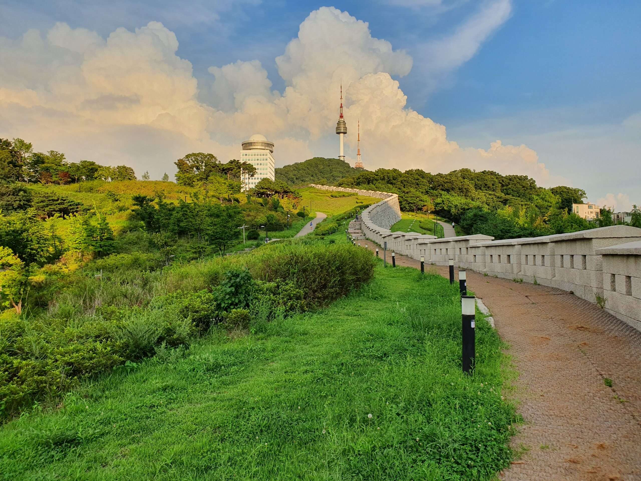 Explore the best things to do in Seoul: Namsan Park and N Seoul Tower 