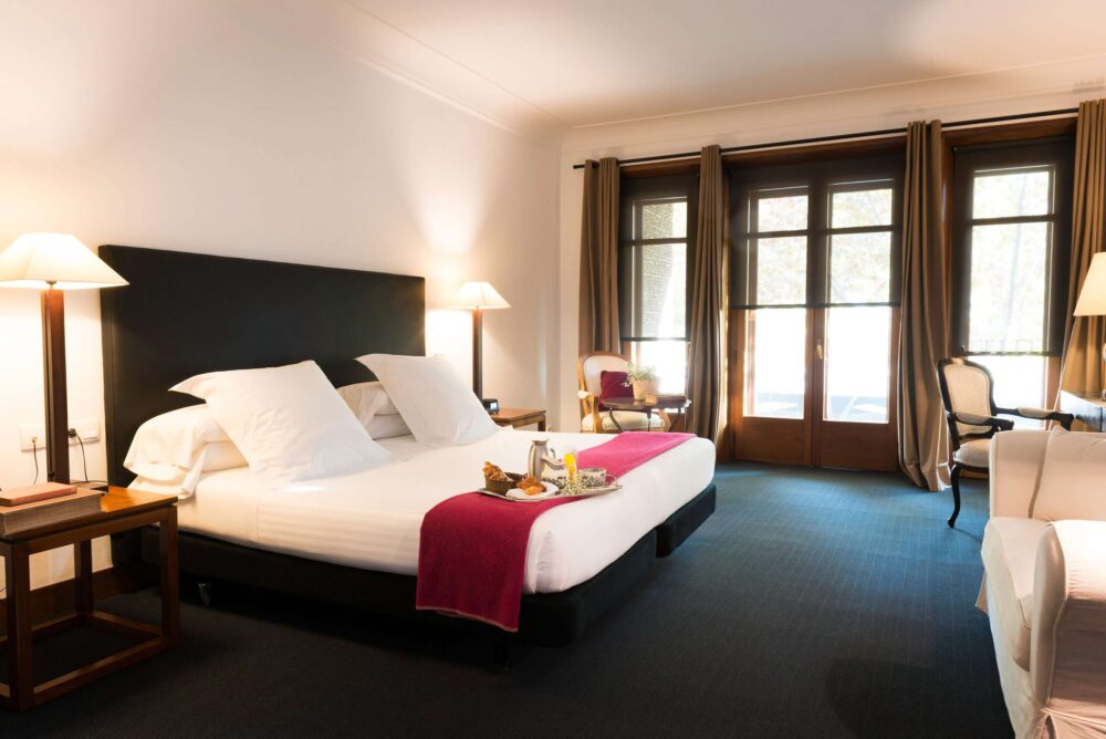 Explore the best hotels in Barcelona: Primero Primera