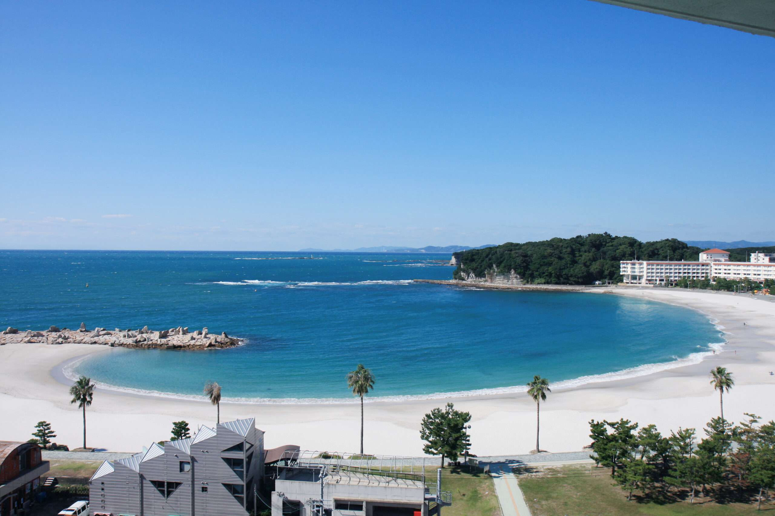 Explore the best beaches near Osaka: Shirarahama