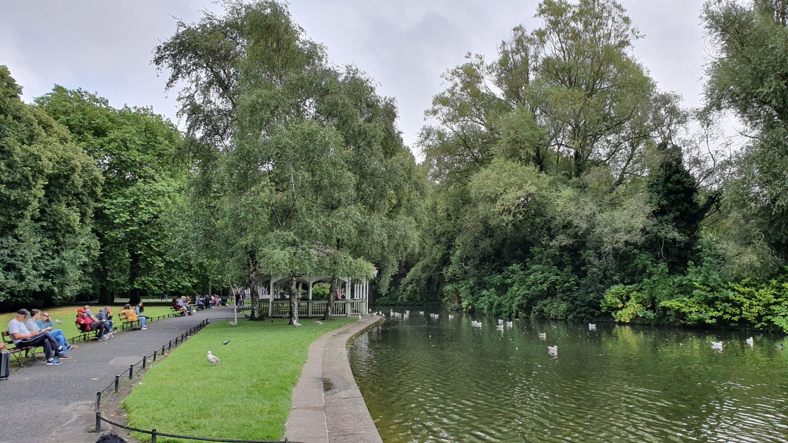 Explore the best things to do in Dublin: St. Stephen's Green