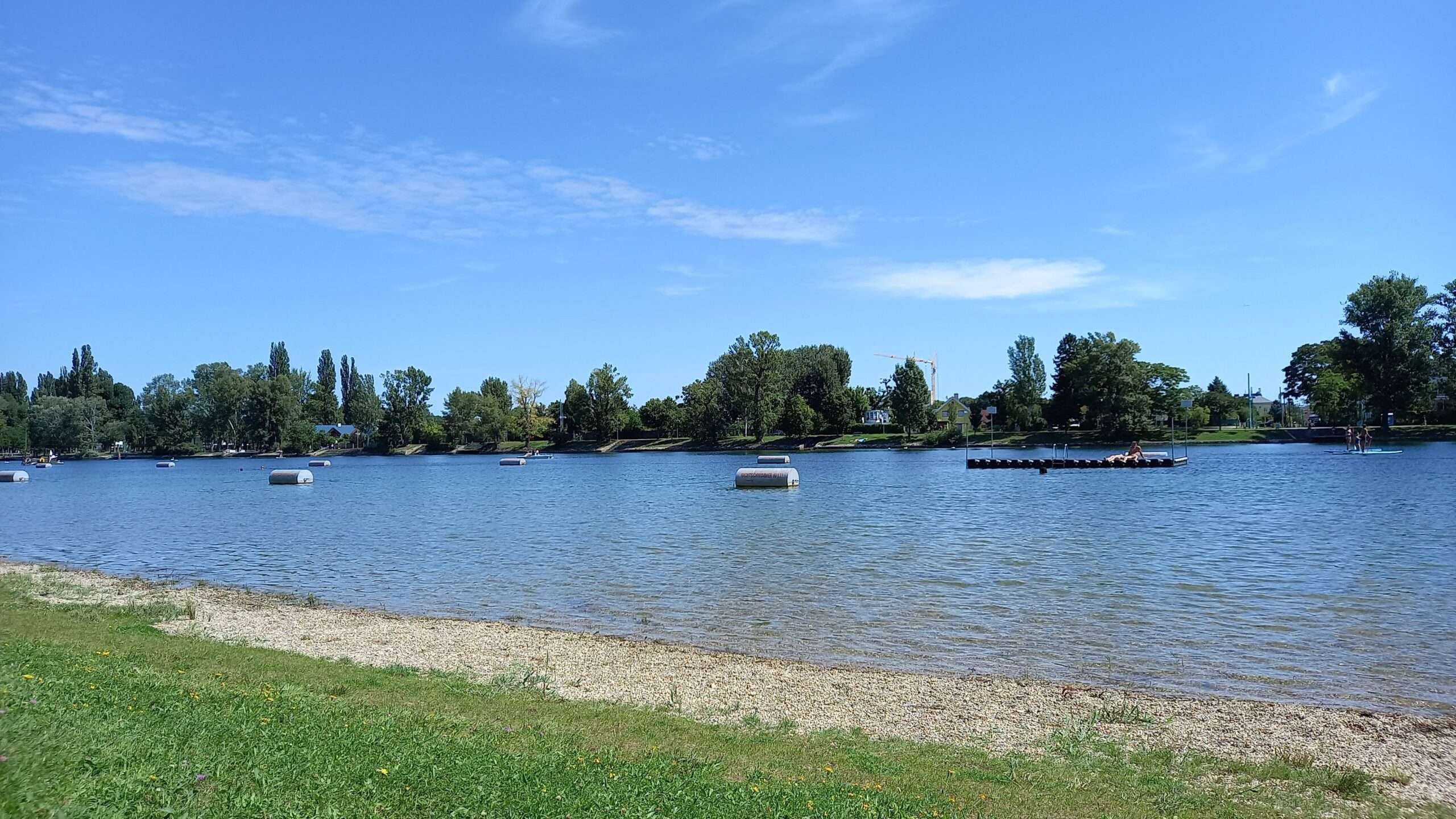 Explore the best beaches near Vienna: Strandbad Gänsehäufel