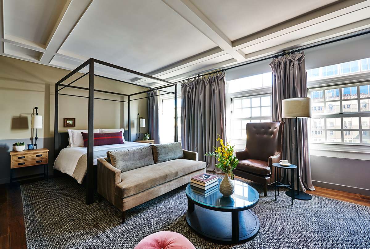 Explore the best hotels in Los Angeles: The Hollywood Roosevelt