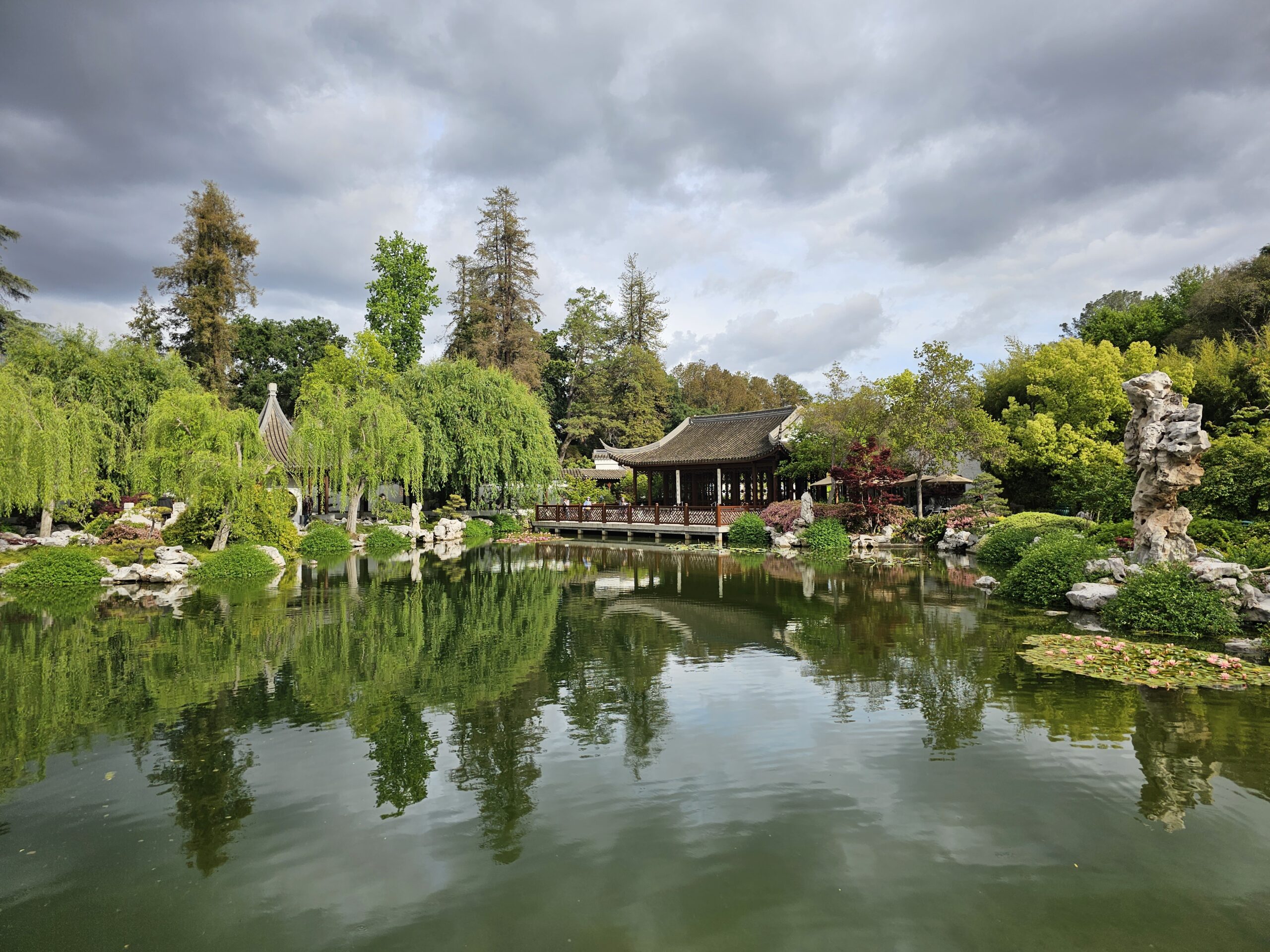 Explore the best things to do in Los Angeles: The Huntington Library, Art Museum, and Botanical Gardens