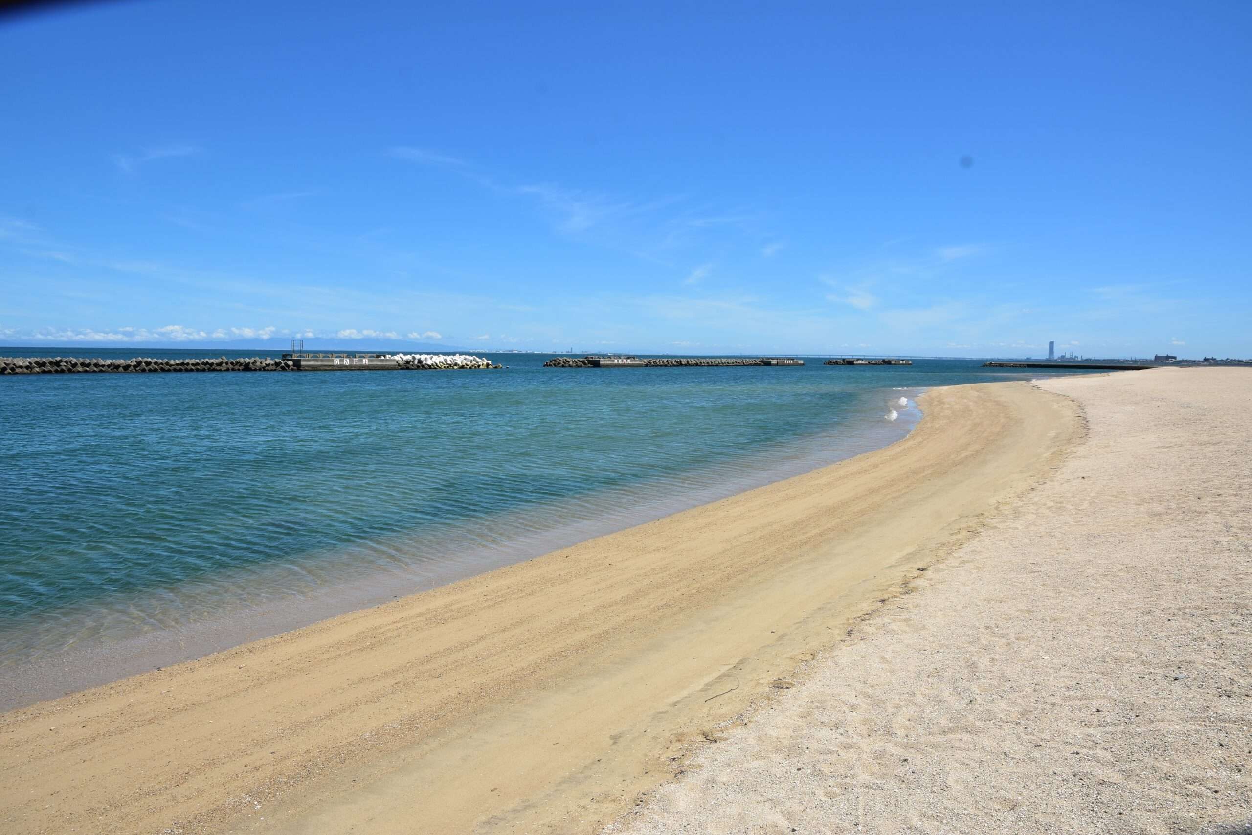Explore the best beaches near Osaka: Tokimeki Beach