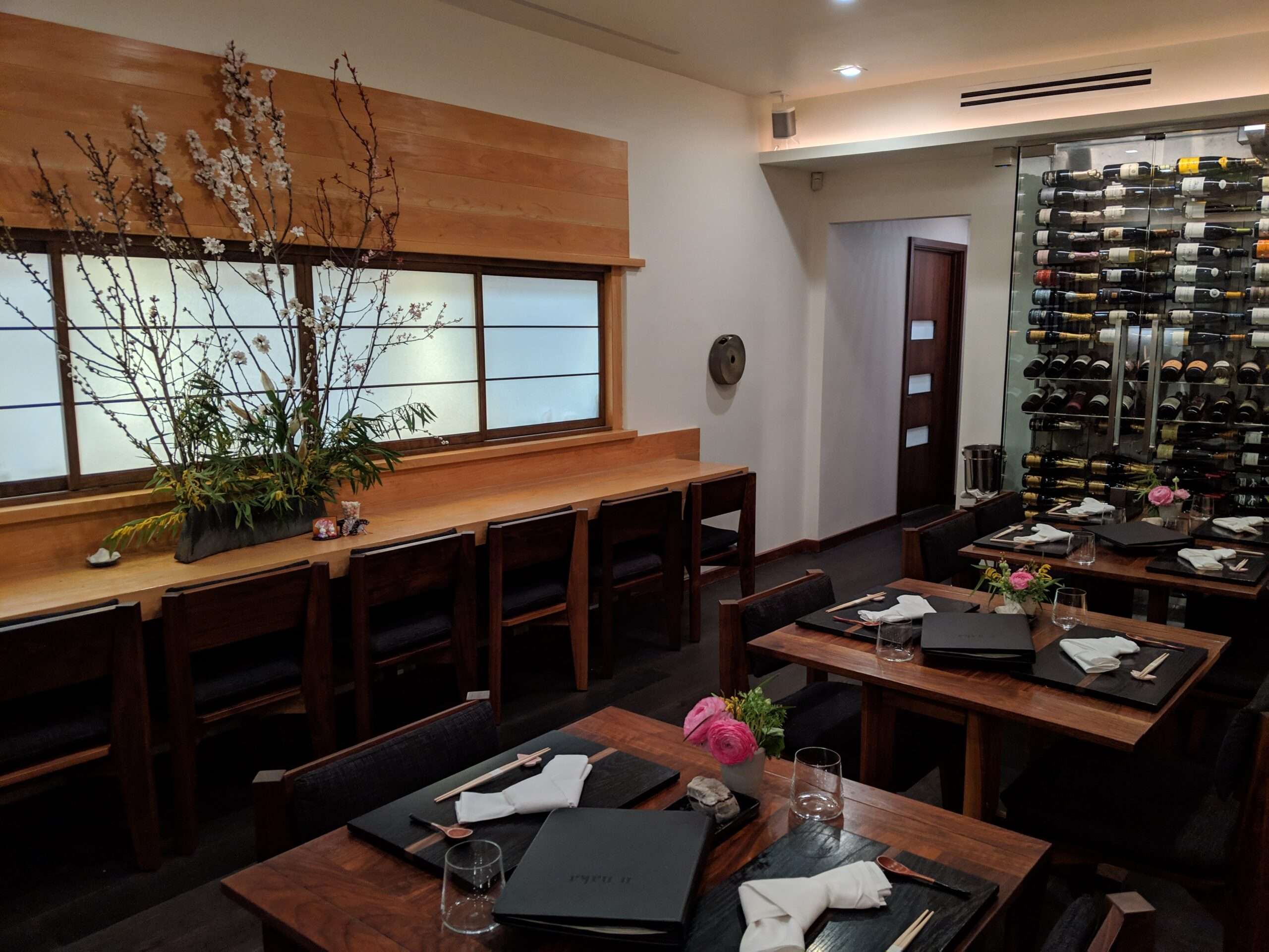 Explore the best restaurants in Los Angeles: n/naka Restaurant