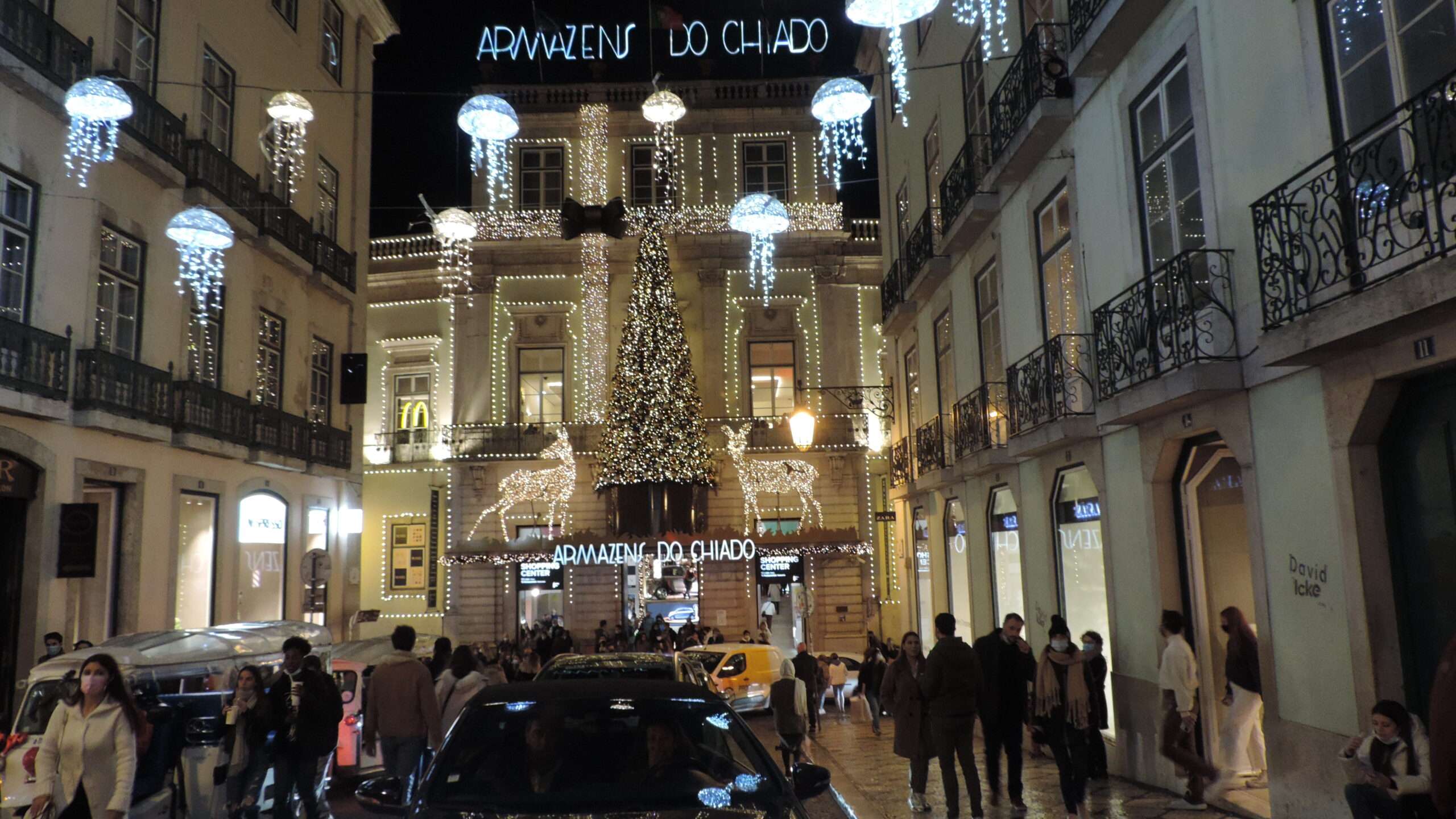 Explore the best malls in Lisbon: Armazéns do Chiado