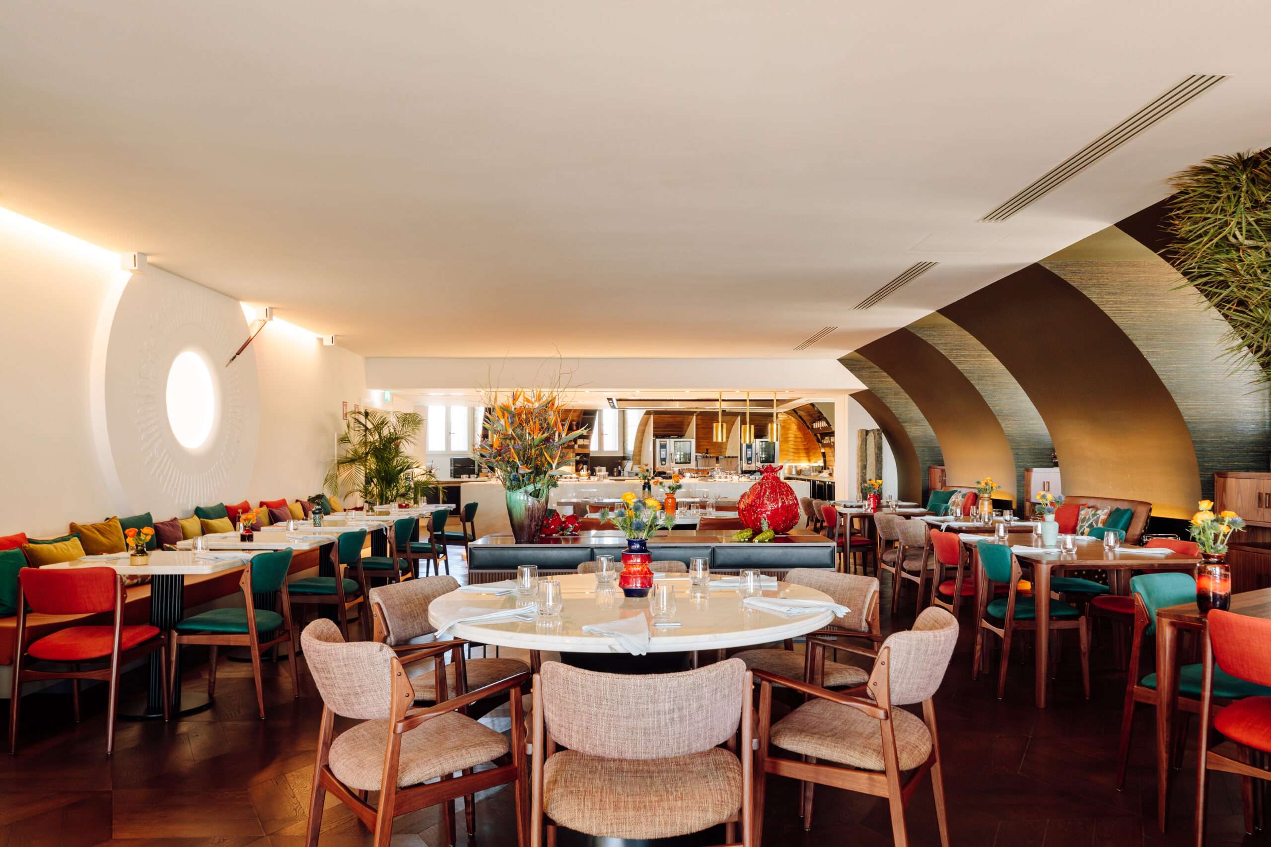 Explore the best restaurants in Lisbon: BAHR