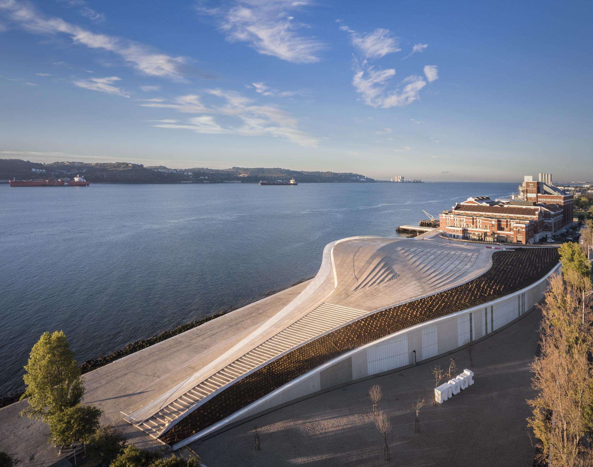 Explore the best museums in Lisbon: MAAT - Museu de Arte, Arquitetura e Tecnologia