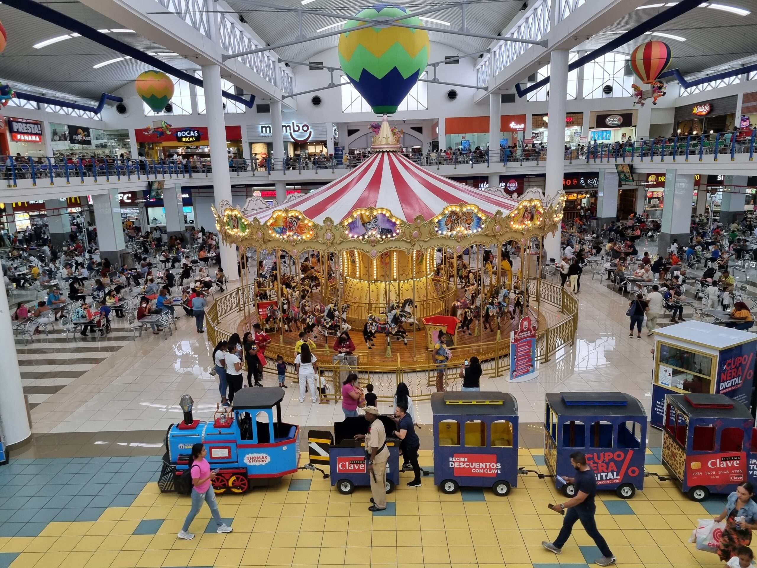 Explore the best malls in Panama: Albrook Mall