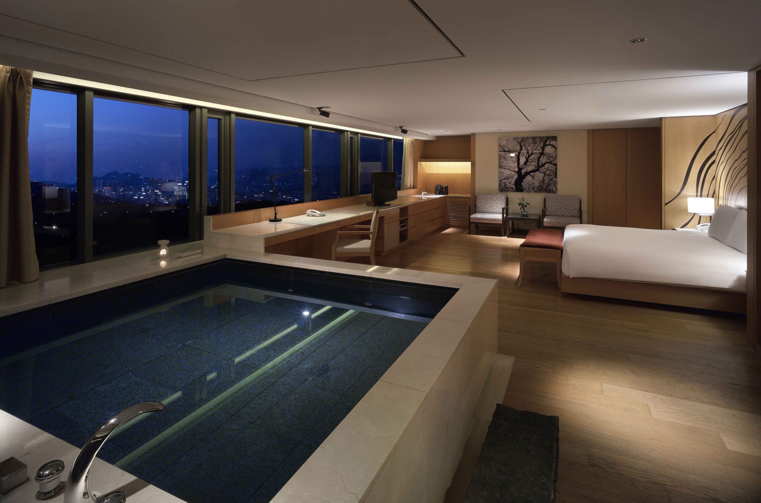 Explore the best hotels in Seoul: Banyan Tree Club and Spa