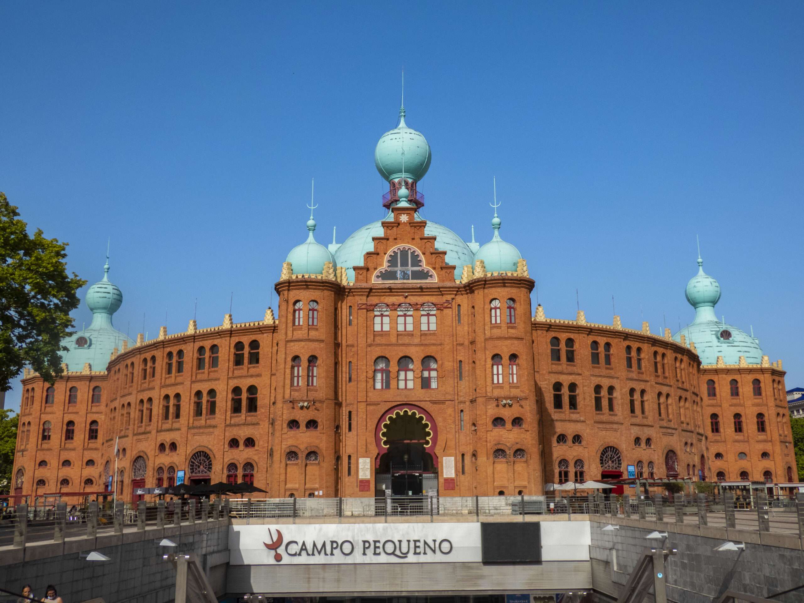 Explore the best malls in Lisbon: Campo Pequeno