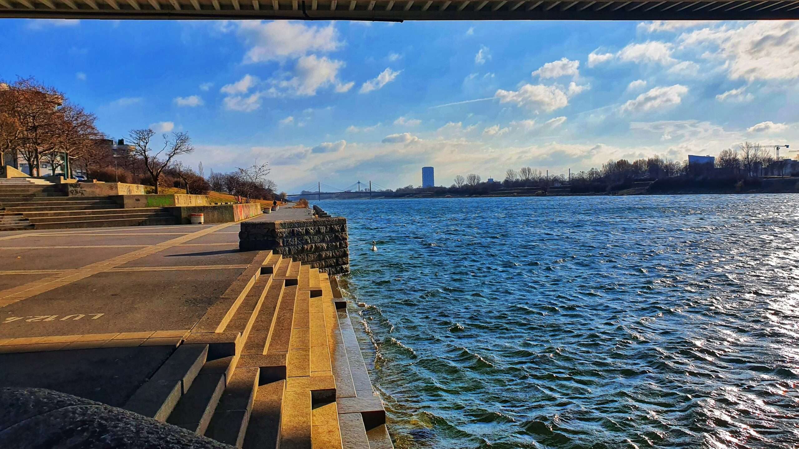 Explore the best beaches near Vienna: Copa Beach