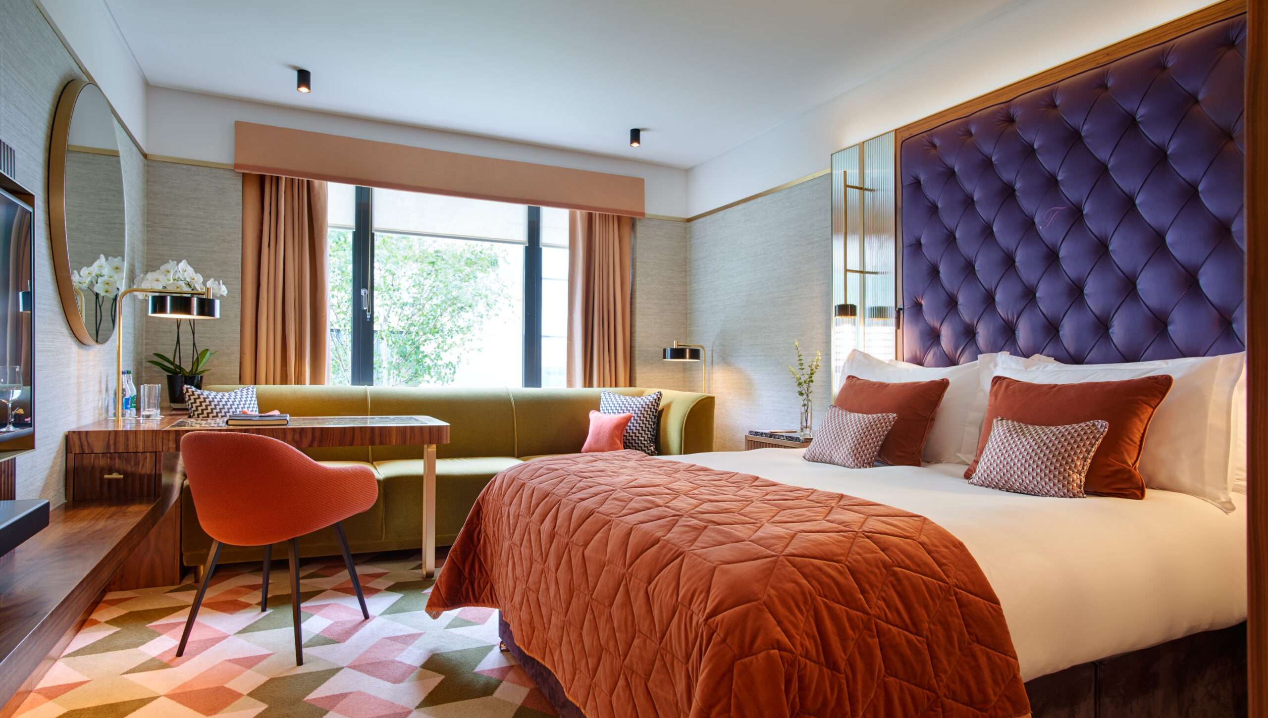 Explore the best hotels in Dublin: The Fitzwilliam Hotel 