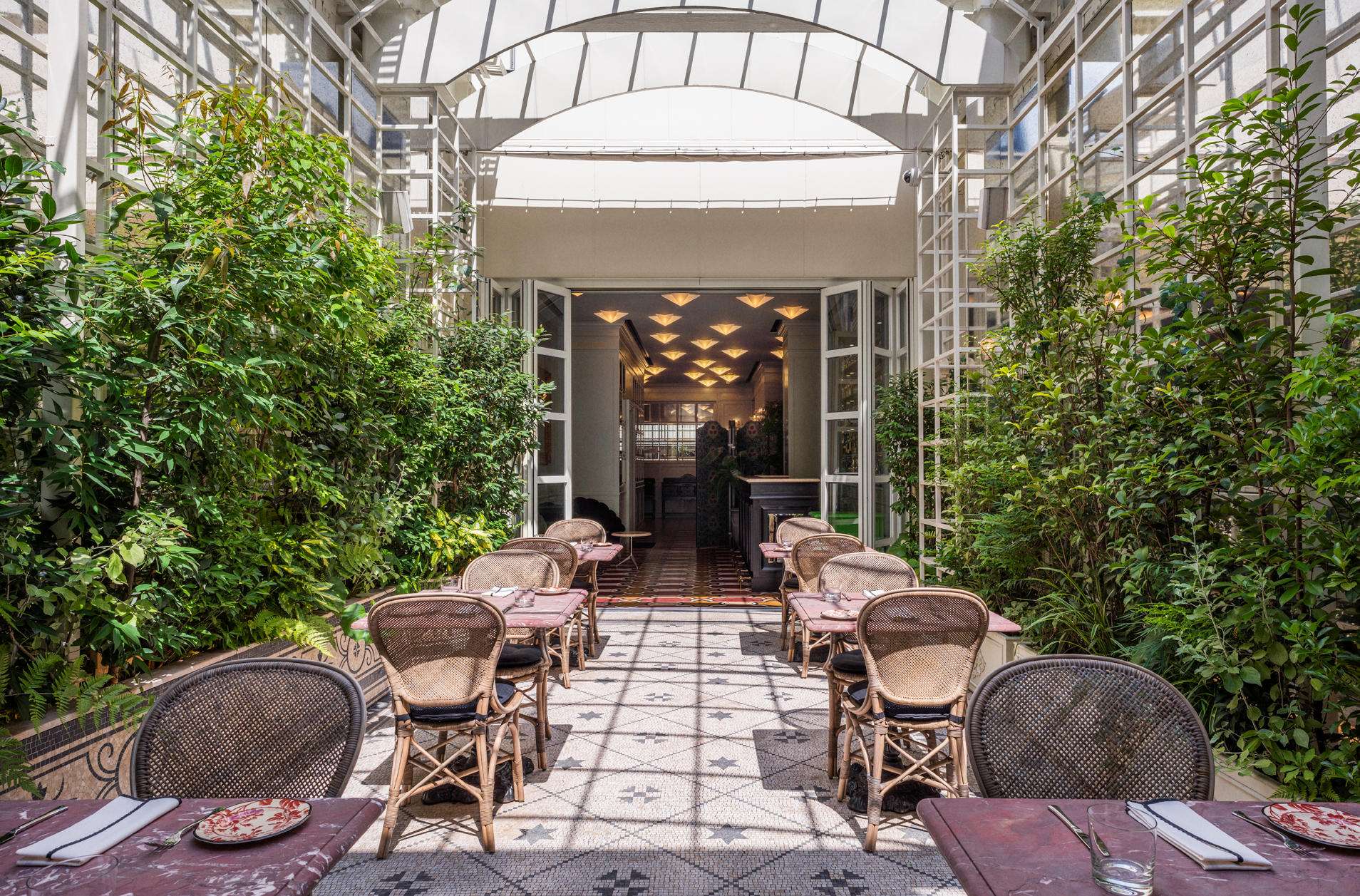 Explore the best restaurants in Tokyo: Gucci Osteria Tokyo