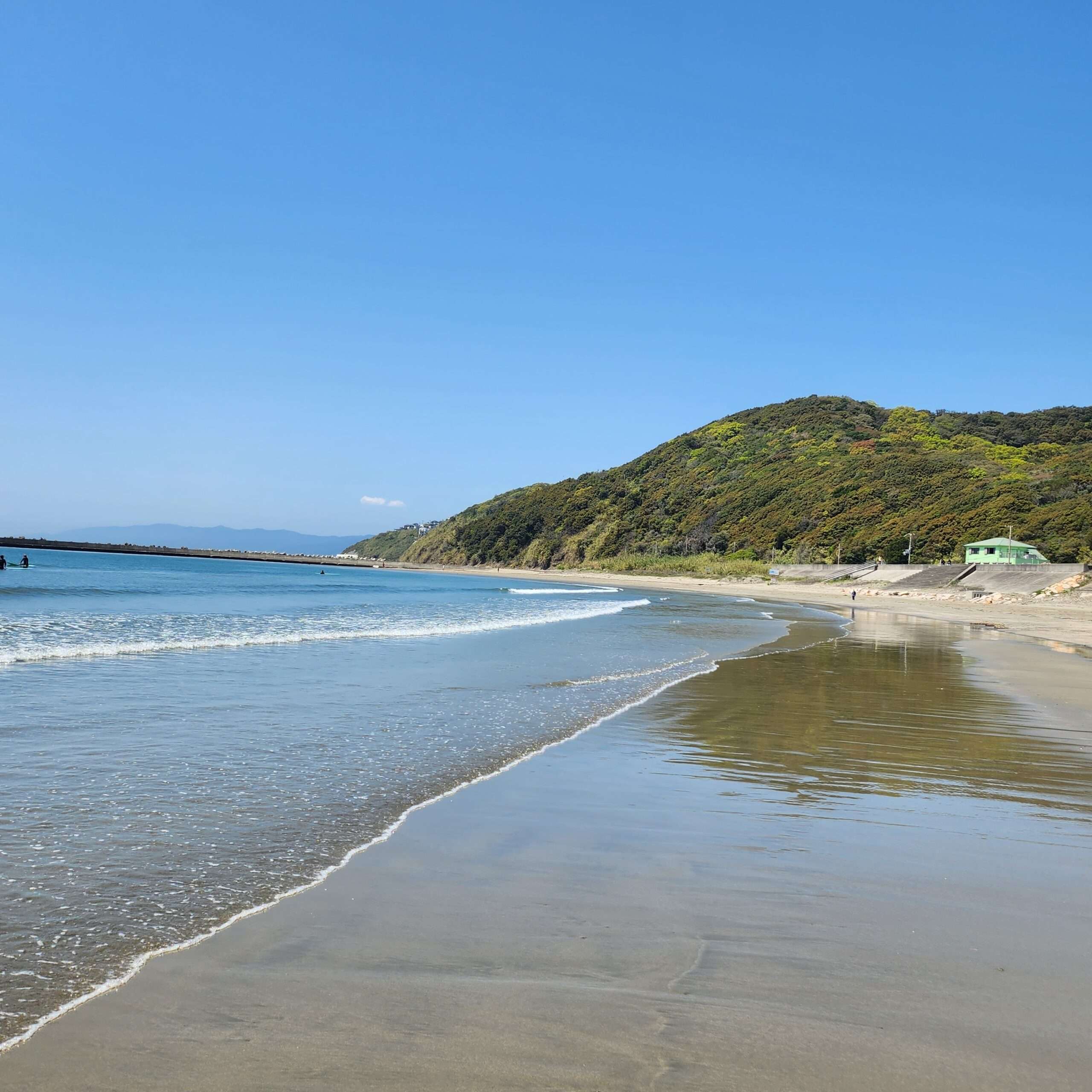 Explore the best beaches near Osaka: Isonoura Beach