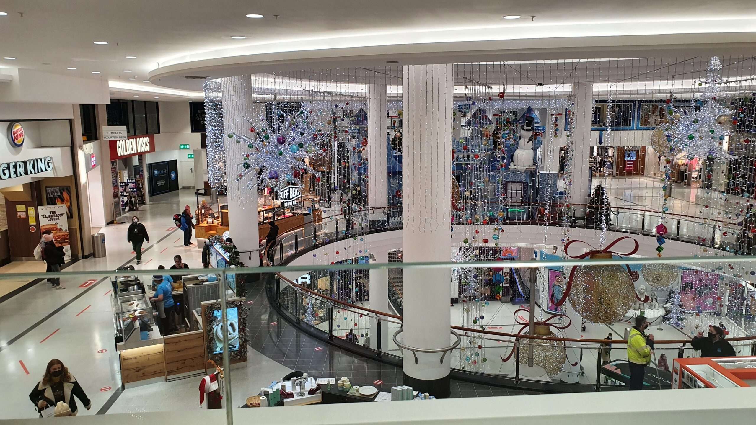 Explore the best malls in Dublin: Jervis Shopping Centre