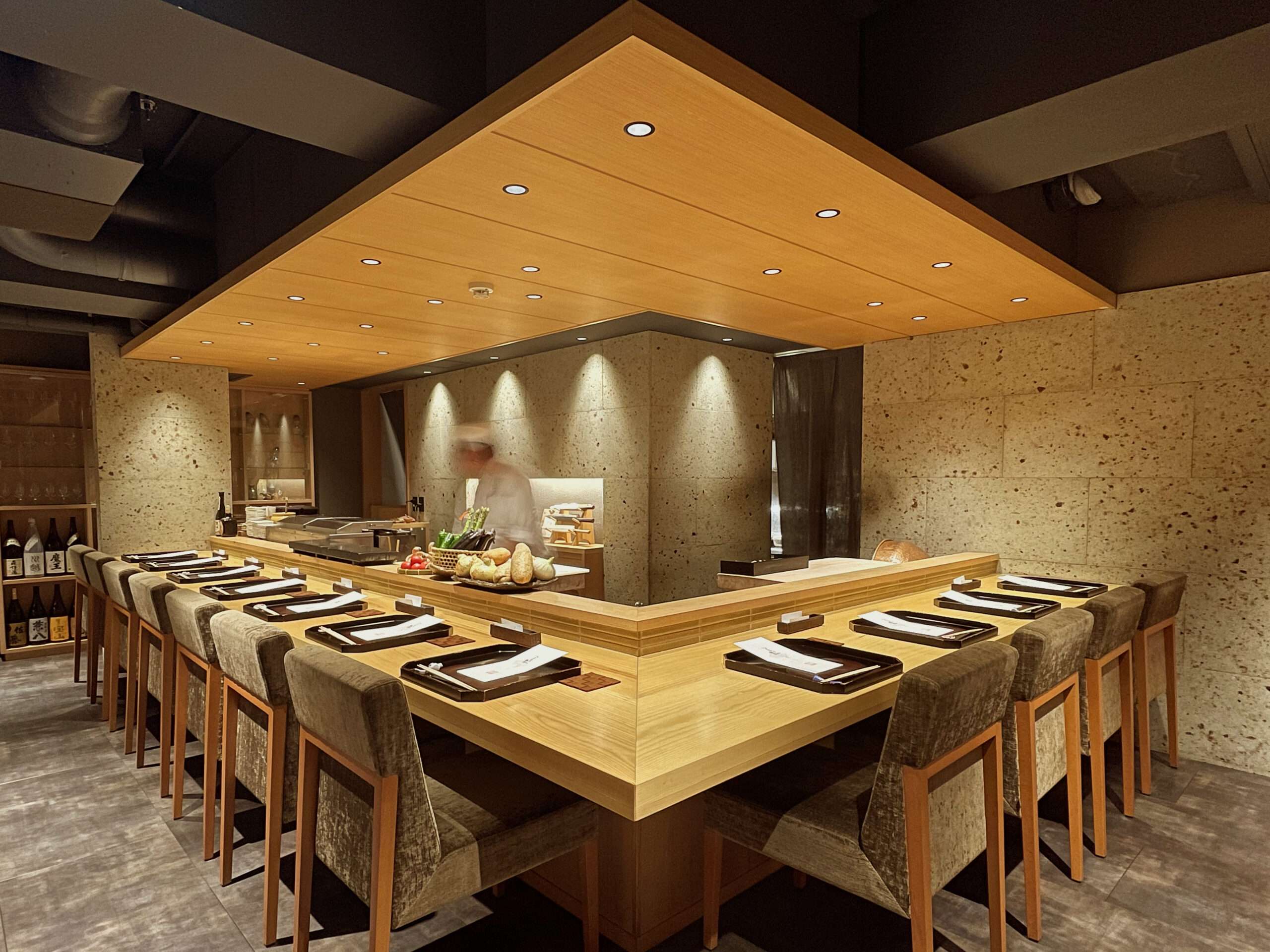 Explore the best restaurants in Osaka: Kitahama Torisho Ren