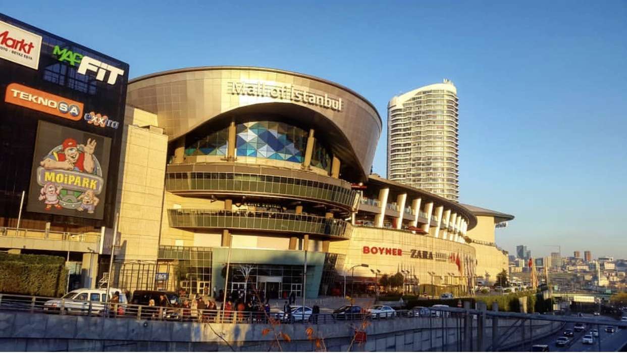 Explore the best mall in Istanbul: Mall of Istanbul