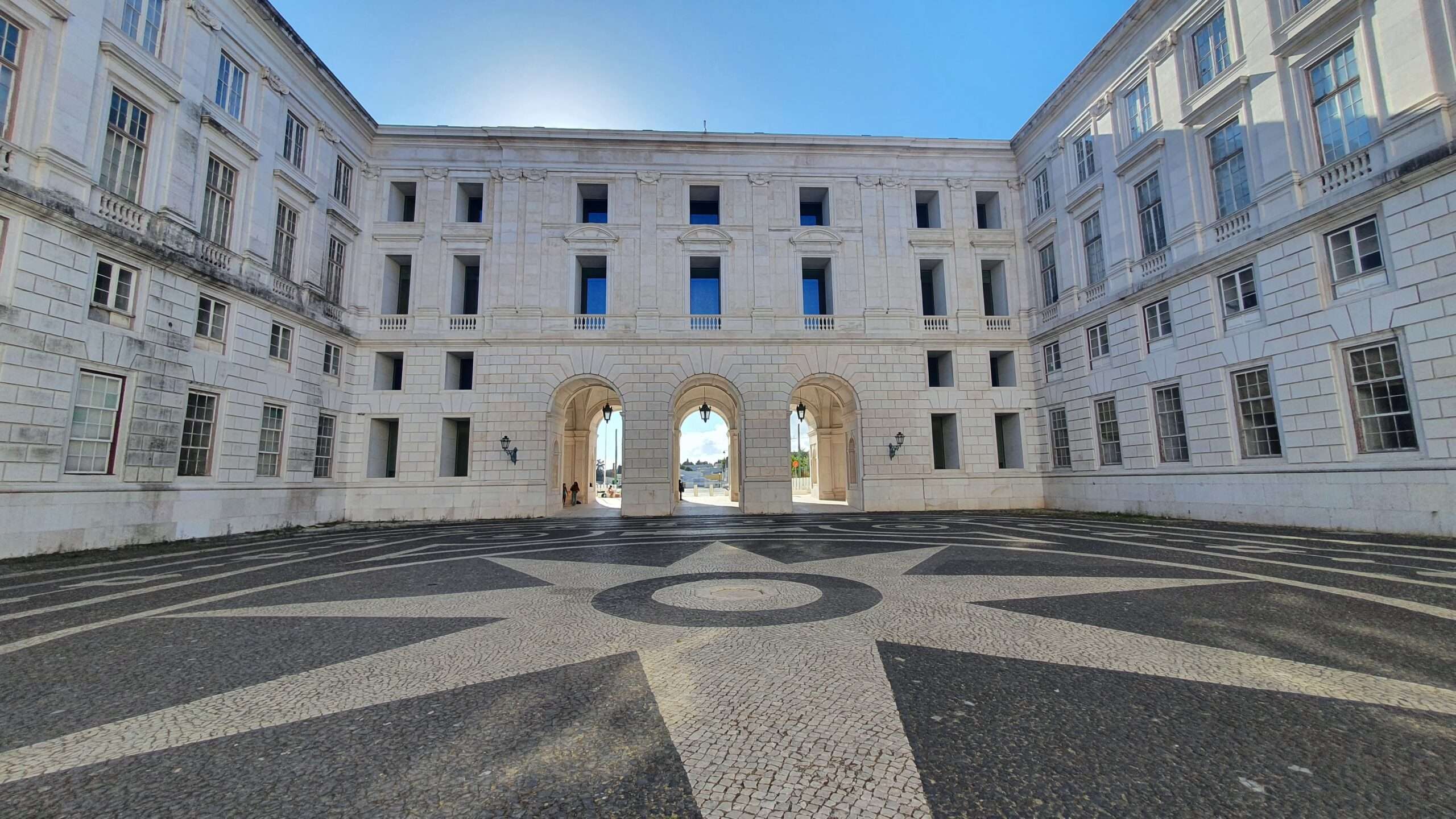 Explore the best museums in Lisbon: Museu do Tesouro Real 