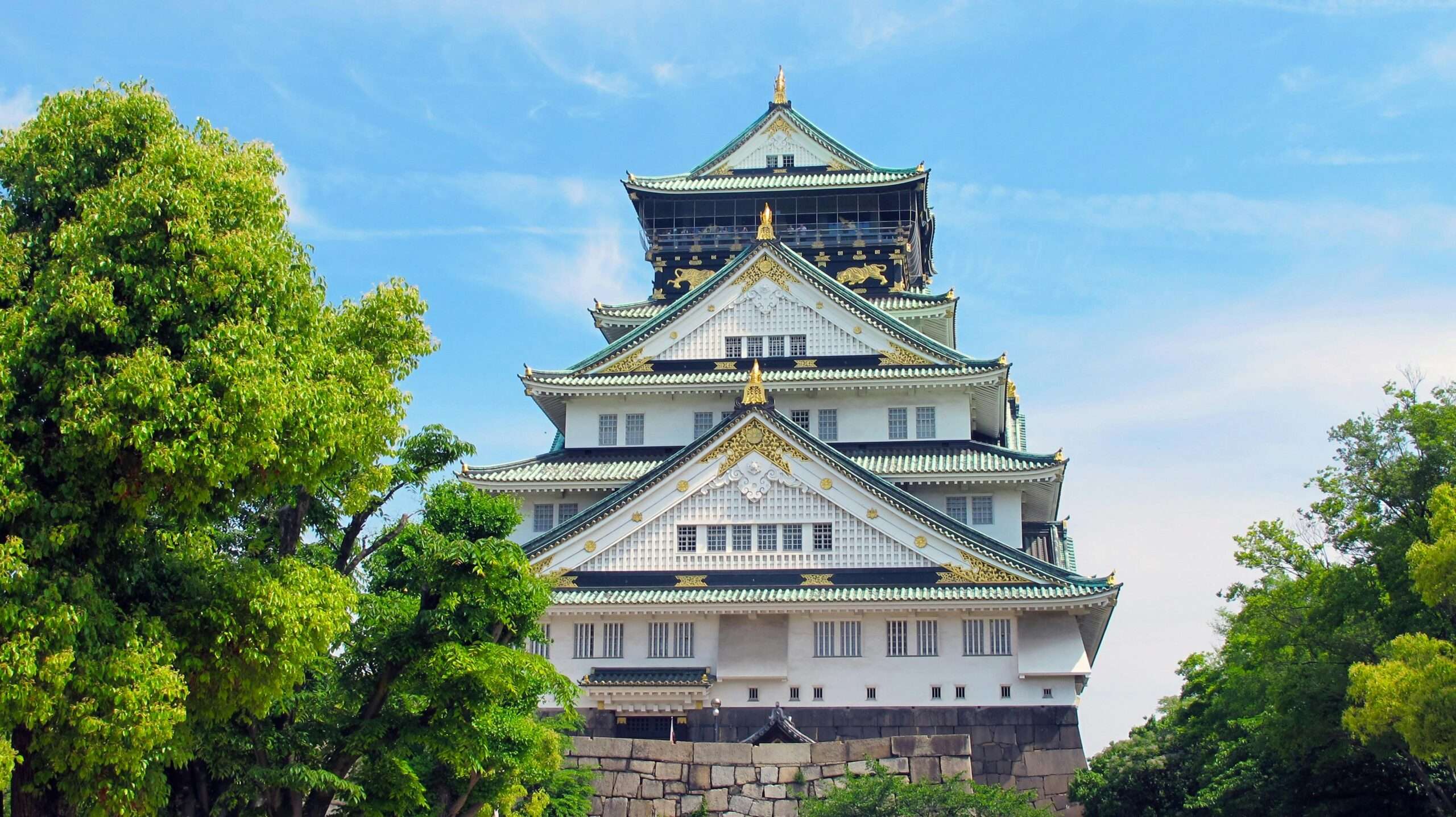 Explore the best things to do in Osaka: Osaka Castle