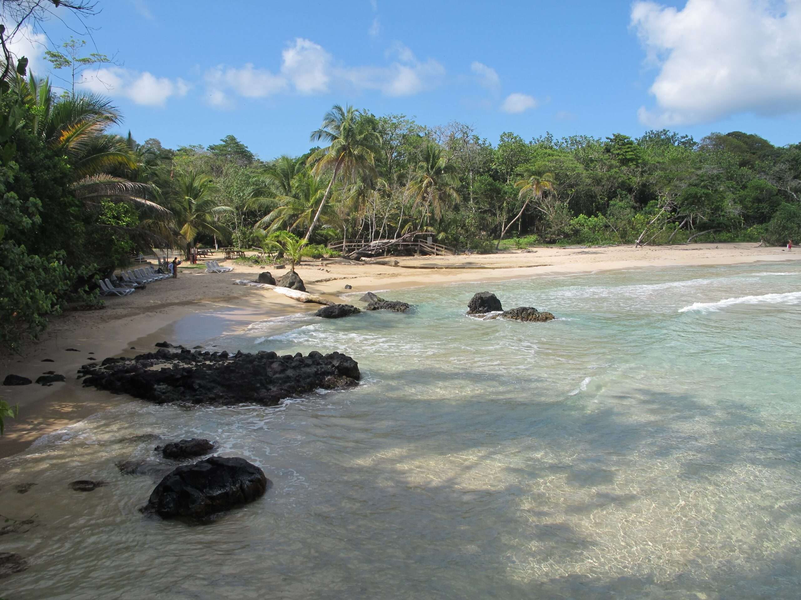 Explore the best beaches in Panama: Red Frog Beach