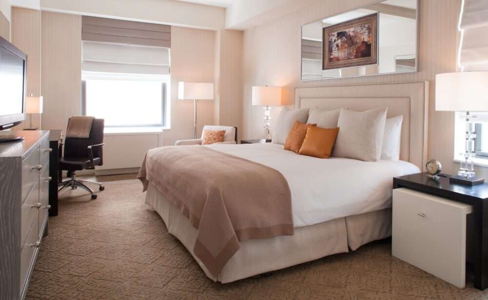 Explore the best hotels in New York: The Benjamin