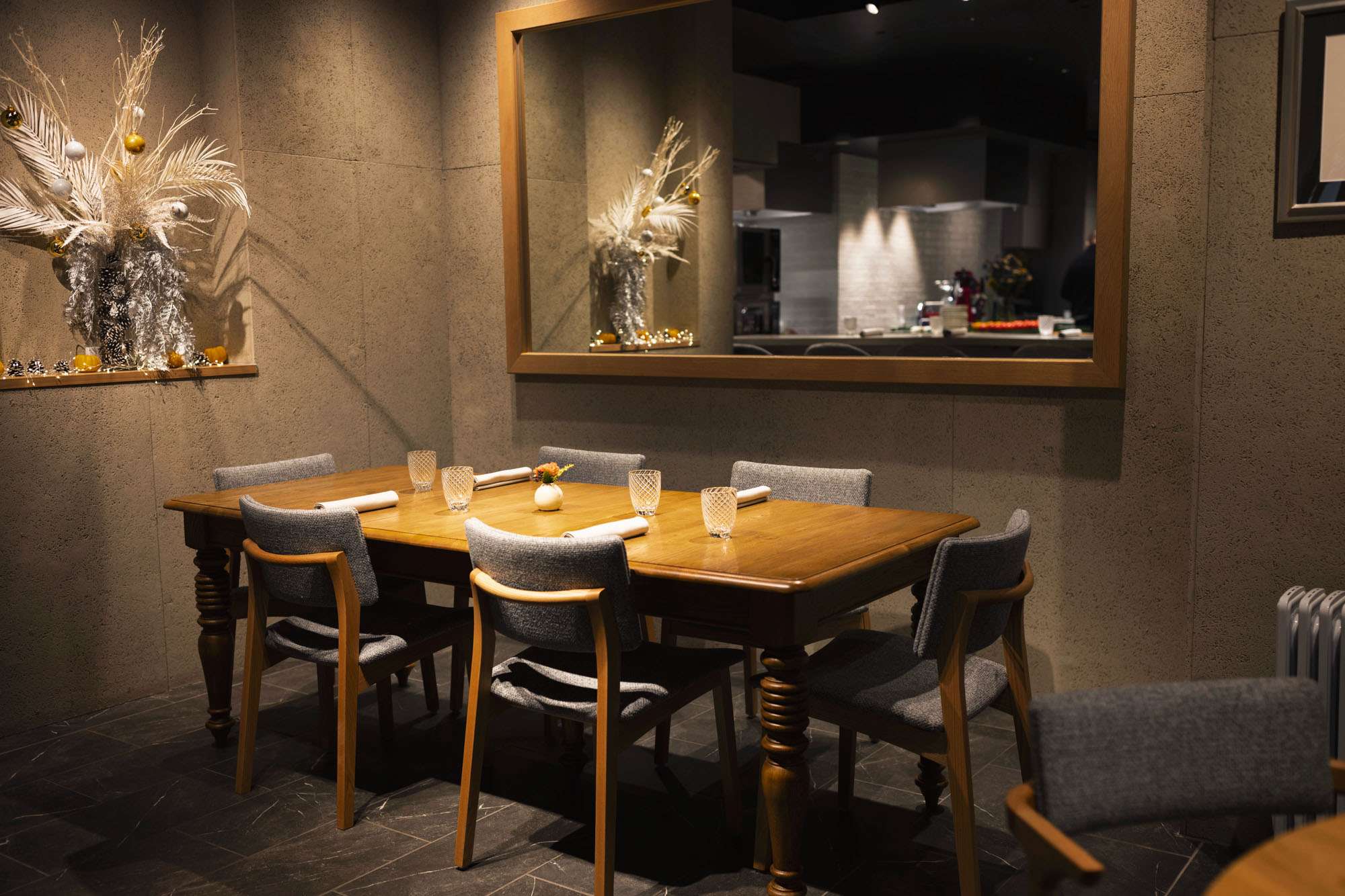 Explore the best restaurants in Tokyo: Tinc Gana